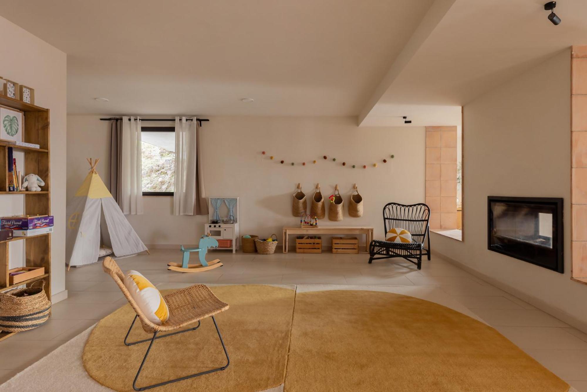 Can Bufi Espectacular Casa Con Piscina Interior Llagostera Exterior photo